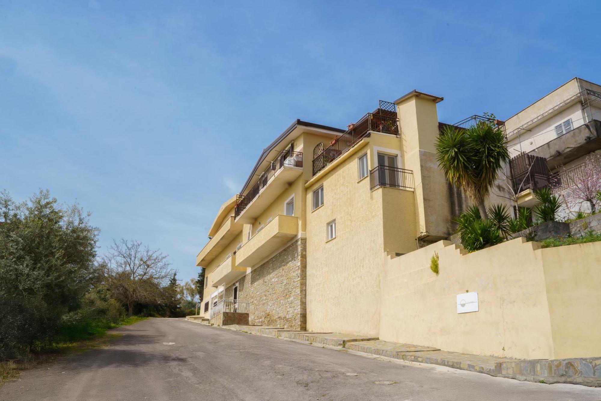 Aparthotel Il Panorama Housing Cilento Santa Maria di Castellabate Exterior foto